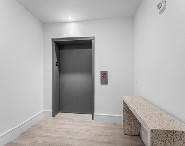 220 Lake Shore Drive - Photo Thumbnail 18