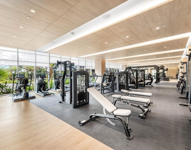 220 Lake Shore Drive - Photo Thumbnail 40