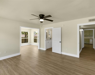 6112 W Poly Webb Road - Photo Thumbnail 21
