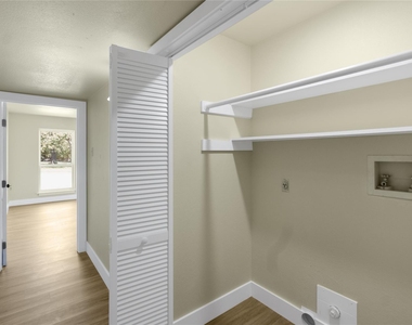 6112 W Poly Webb Road - Photo Thumbnail 19