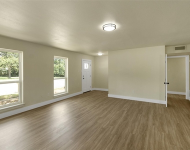 6112 W Poly Webb Road - Photo Thumbnail 8