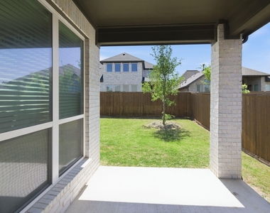 910 Winter Cherry Lane - Photo Thumbnail 23