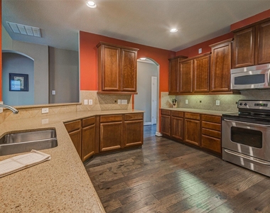 3505 Copper Ridge Drive - Photo Thumbnail 3