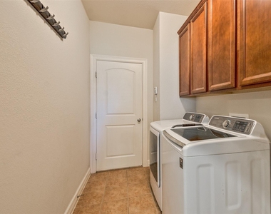 3505 Copper Ridge Drive - Photo Thumbnail 19