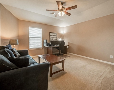 3505 Copper Ridge Drive - Photo Thumbnail 17
