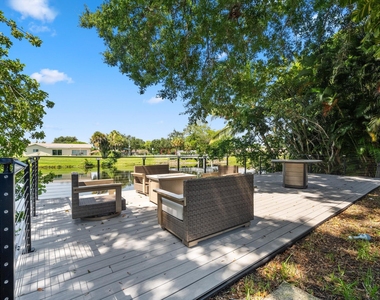 1233 Mystic Way - Photo Thumbnail 28