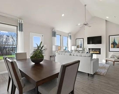 1511 Ironwood Way - Photo Thumbnail 3