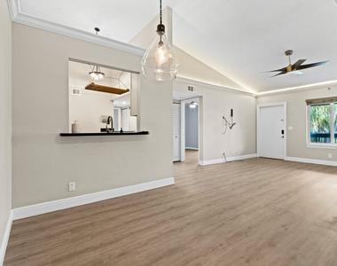 6299 Chasewood Drive - Photo Thumbnail 5