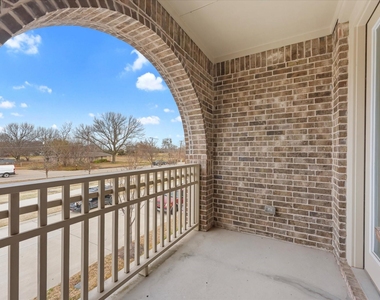 4870 Woodruff Way - Photo Thumbnail 28