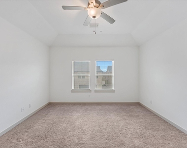 4870 Woodruff Way - Photo Thumbnail 20