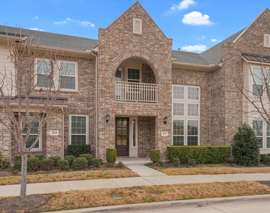 4870 Woodruff Way - Photo Thumbnail 1
