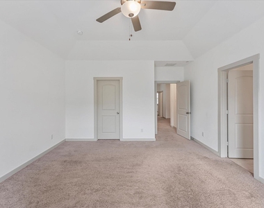 4870 Woodruff Way - Photo Thumbnail 21