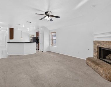5916 Crestview Drive - Photo Thumbnail 11