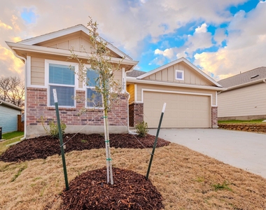 1805 Pentro Parkway - Photo Thumbnail 1