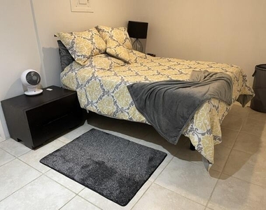 821 Sw 13th Court - Photo Thumbnail 32