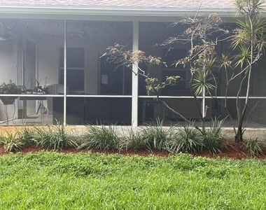 821 Sw 13th Court - Photo Thumbnail 42