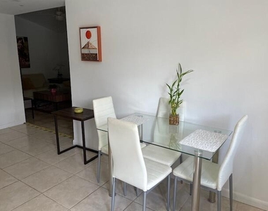 821 Sw 13th Court - Photo Thumbnail 34