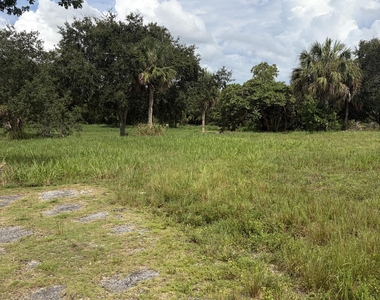 821 Sw 13th Court - Photo Thumbnail 29