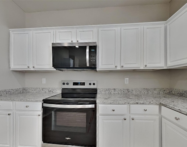 8841 Noontide Drive - Photo Thumbnail 5