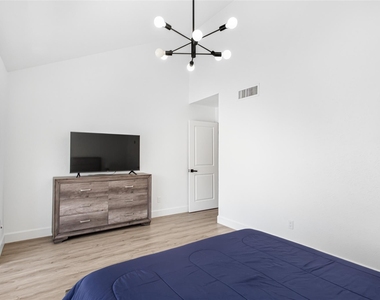 4541 N O Connor Road - Photo Thumbnail 17