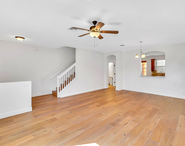 615 Dakota Drive - Photo Thumbnail 1