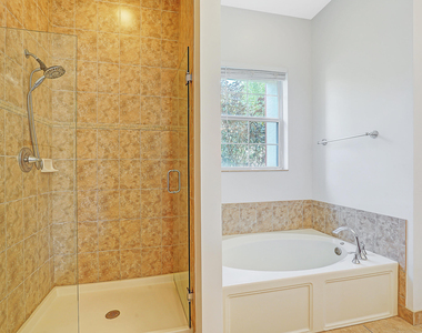 615 Dakota Drive - Photo Thumbnail 11