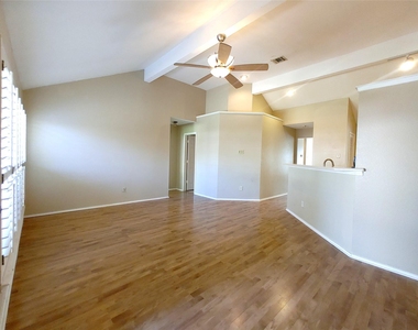 3801 Dutton Drive - Photo Thumbnail 10