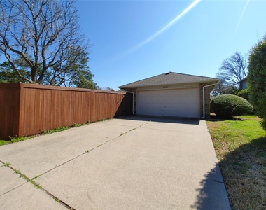 3801 Dutton Drive - Photo Thumbnail 22