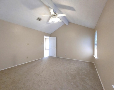 3801 Dutton Drive - Photo Thumbnail 13