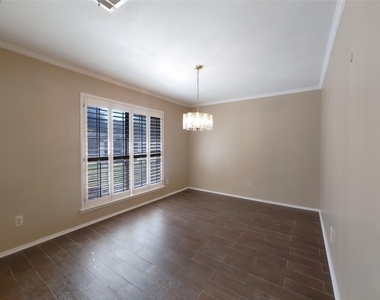 3801 Dutton Drive - Photo Thumbnail 8