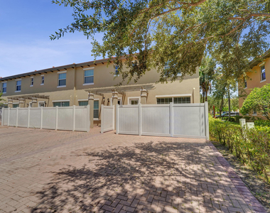 1326 Sw 147th Terrace - Photo Thumbnail 48