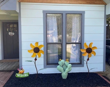 536 Western Hills Trail - Photo Thumbnail 21