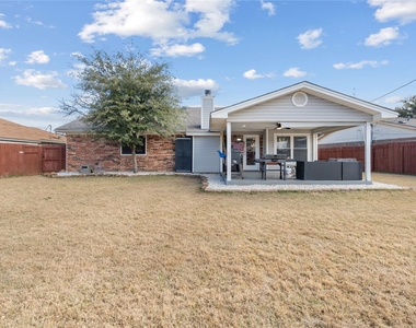 7629 Cedarhill Road - Photo Thumbnail 22