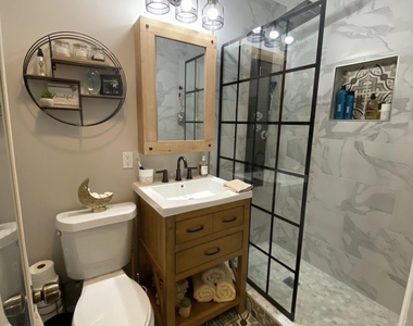 1326 Lake Erie Drive - Photo Thumbnail 16