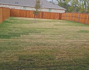 3821 Ablon Trail - Photo Thumbnail 16