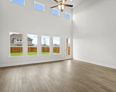 3821 Ablon Trail - Photo Thumbnail 3