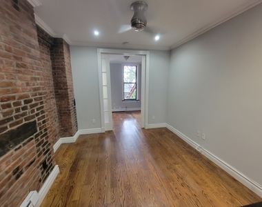 44 Avenue B - Photo Thumbnail 4