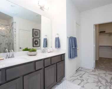 2803 Stanley Avenue - Photo Thumbnail 24