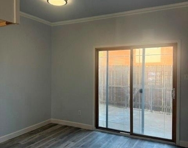 234 Samuel Boulevard - Photo Thumbnail 7