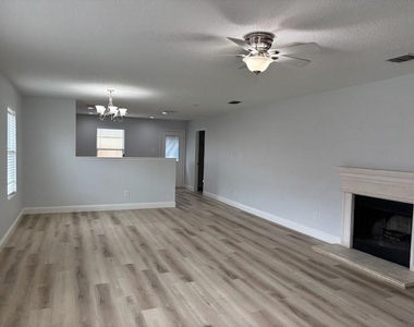 2601 Mitchell Lane - Photo Thumbnail 2