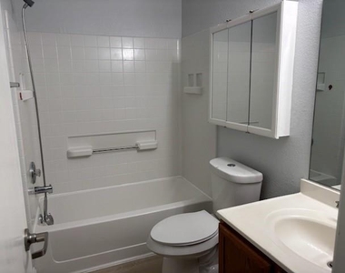 2601 Mitchell Lane - Photo Thumbnail 11