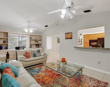 2925 Riviera Drive - Photo Thumbnail 33