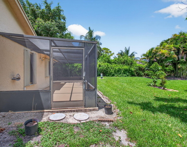 2925 Riviera Drive - Photo Thumbnail 72