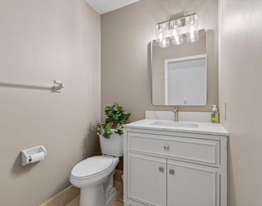 2925 Riviera Drive - Photo Thumbnail 27
