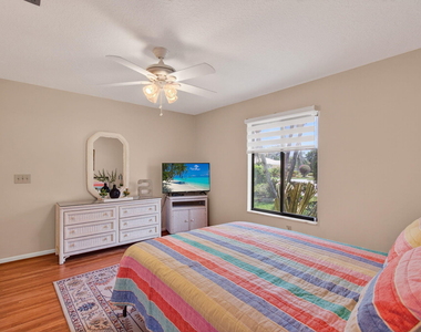 2925 Riviera Drive - Photo Thumbnail 61