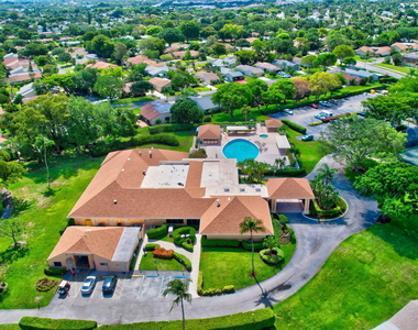 2925 Riviera Drive - Photo Thumbnail 91
