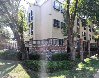 4800 W Lovers Lane - Photo Thumbnail 18