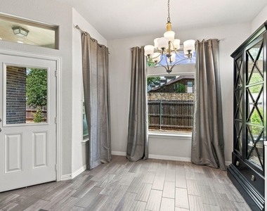 3908 Ranchman Boulevard - Photo Thumbnail 10