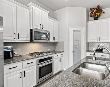 3908 Ranchman Boulevard - Photo Thumbnail 2