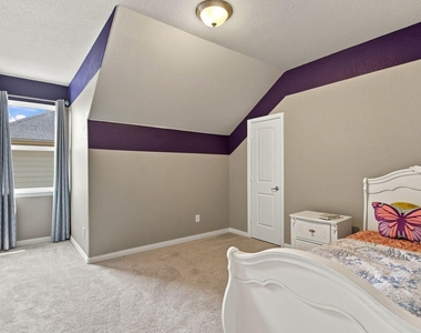 3908 Ranchman Boulevard - Photo Thumbnail 25